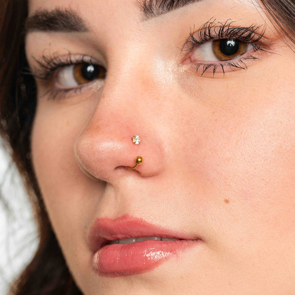 El piercing Louise - oreja y nariz 