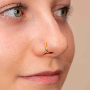 Piercing falso en la nariz: Inés - pedrería