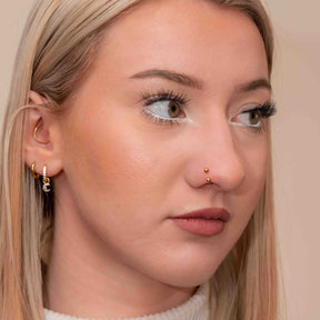 El piercing Julia - oreja y nariz 